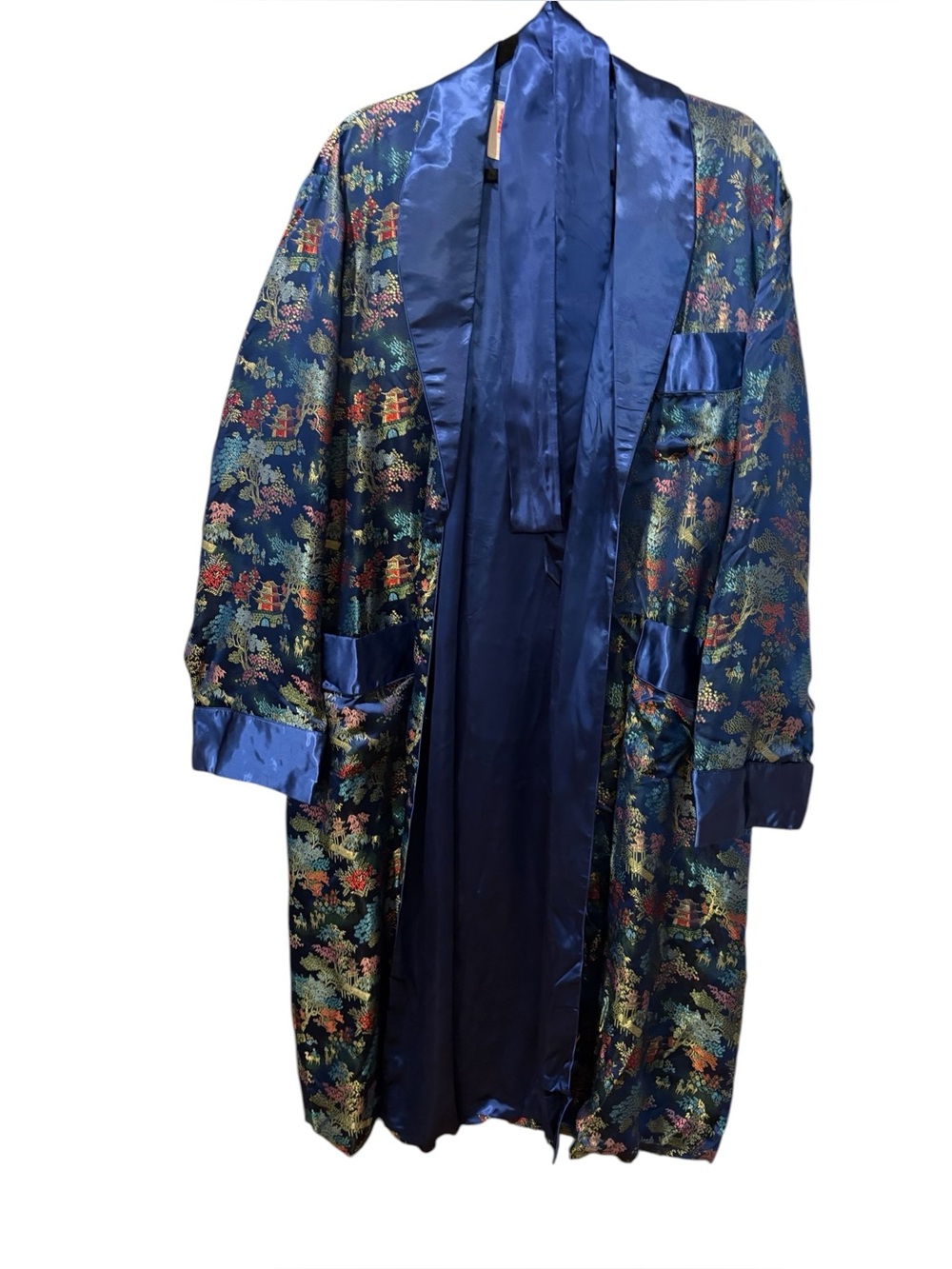 Oriental Brand Chinese belted silk brocade robe